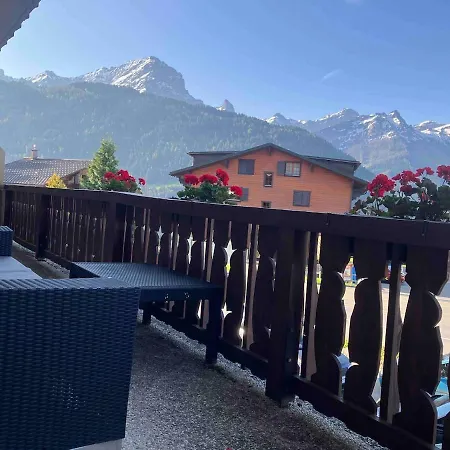 Daire Large With View