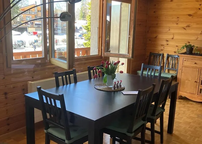 Large With View アパート *